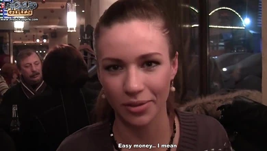 Два питерских пикапера склеили девку и отпороли в сортире в пизду. За хорошие деньги